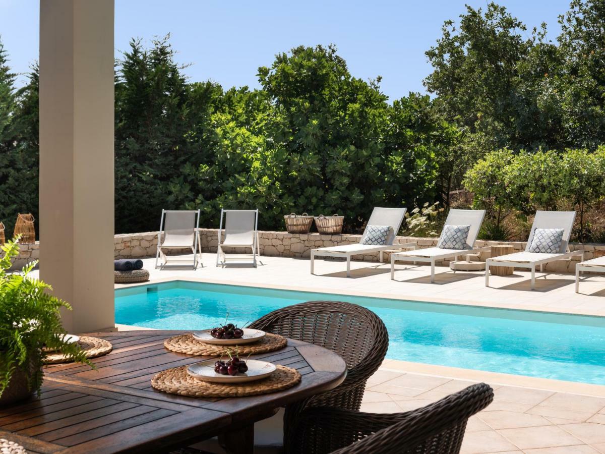 Levantes Luxury Home - Nature Inspired, Pool & Bbq, By Thinkvilla Prinész Kültér fotó
